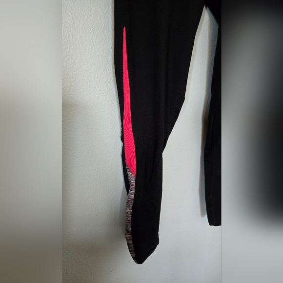 Tangerine Black Leggings Size Medium - Picture 5 of 6